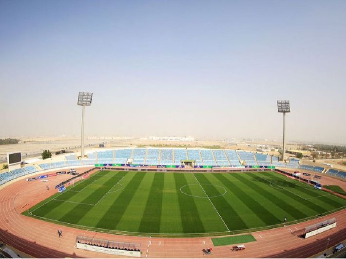 الصاله المغطاة بأستاد الأمير عبدالله بن جلوي